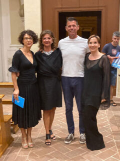 Maurizio Mangialardi con lo staff promotore del FOI 2023