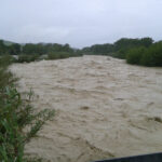 Il fiume Cesano a Senigallia, in piena