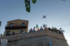 Aspettando i Cavalieri della Madonna di Montevago - Castello di San Pietro - Foto Maria Antonietta Lucarini