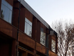 Danni per il vento alla scuola di Montignano