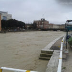 Maltempo a Senigallia: fiume Misa in piena