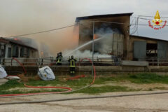 Incendio fienile a Serra de' Conti