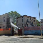 Demolizione edifici alla curva della Penna