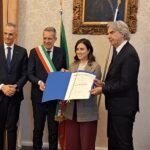 Consegna dell'onorificenza di Commendatore a Livio Scattolini