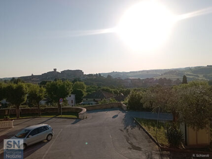 Ostra al sorgere del sole - Foto Roberto Schiaroli