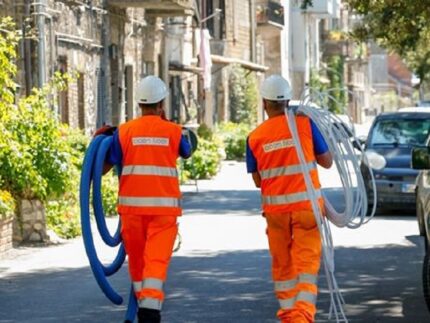 Lavori di posa della fibra ottica