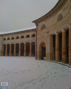 Foro Annonario innevato il 5 febbraio 2012 - Foto Rossano Morici