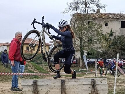 Collegiale di Ciclocross a Pianello di Ostra