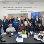 Studenti IIS Corinaldesi Padovano alla Carrozzeria 81 di Serra de' Conti