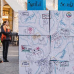 Flash mob in piazza Saffi "Fuori la guerra dalla storia"