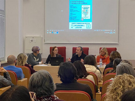 L'ascolto gentile a scuola e in famiglia