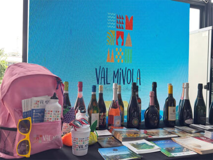 Stand Val Mivola al Salotto delle Celebrità di Sanremo 2026