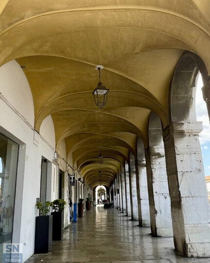 Portici Ercolani - Foto Roberto Sbriscia