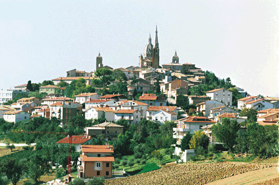 Ostra Vetere (panorama)