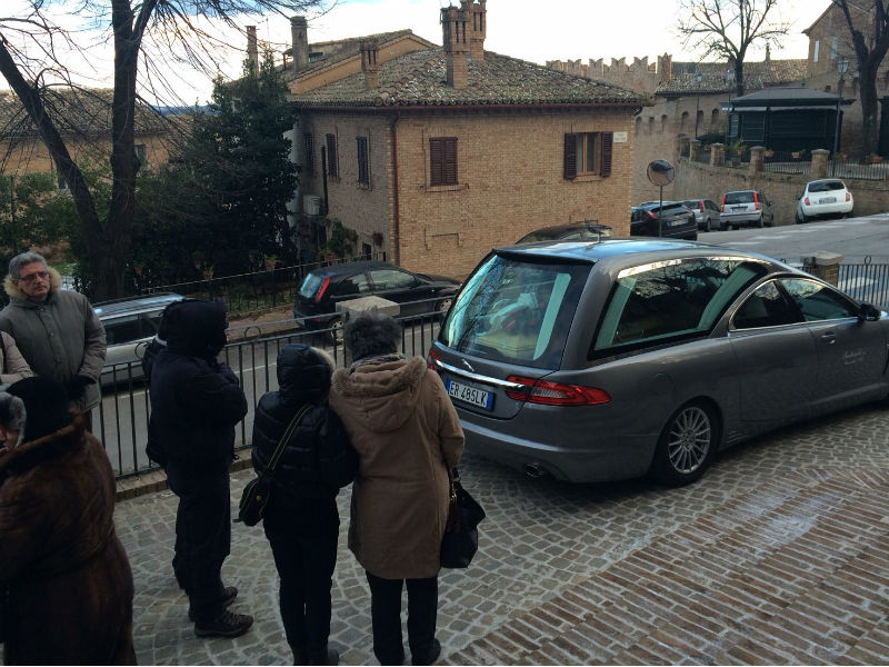 Funerali di Mario Frati